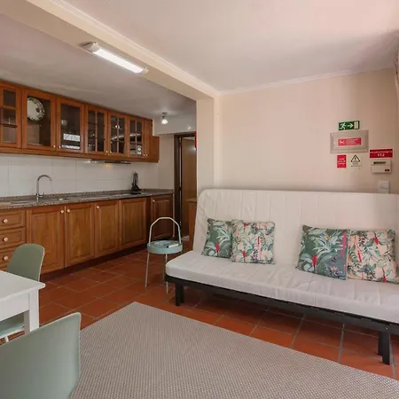 Casa Frangipani By An Island Santa Cruz (Madeira)