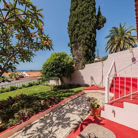 Casa Frangipani By An Island