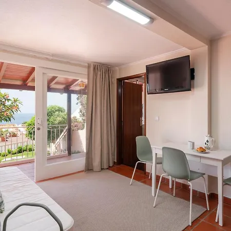 Casa Frangipani By An Island Santa Cruz (Madeira)