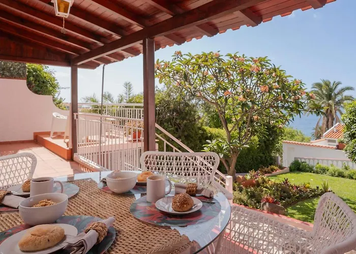 Dom wakacyjny Casa Frangipani By An Island Santa Cruz (Madeira)