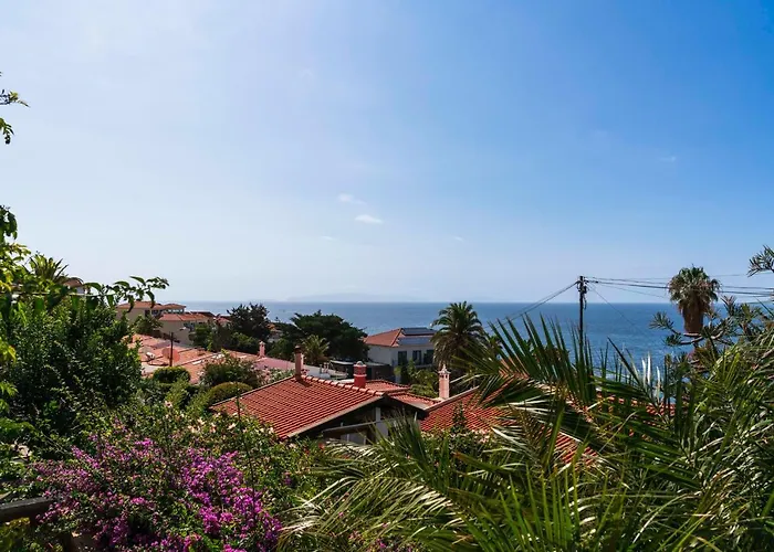 Casa Frangipani By An Island *