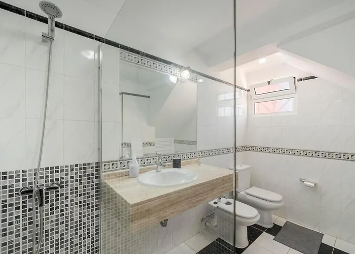 Casa Frangipani By An Island * Santa Cruz (Madeira)