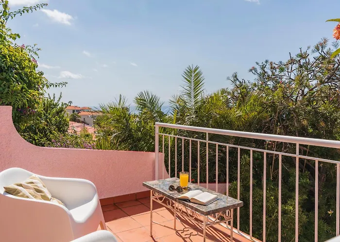 Casa Frangipani By An Island * Santa Cruz (Madeira)